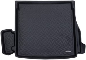 Mata bagażnika z powłoką antypoślizgową do Mercedes-Benz Klasa C S206 od 2021